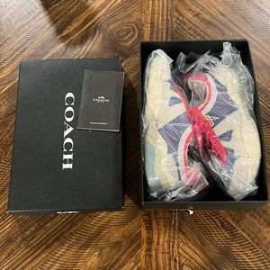 Women’s Coach “city sole runner” shoes